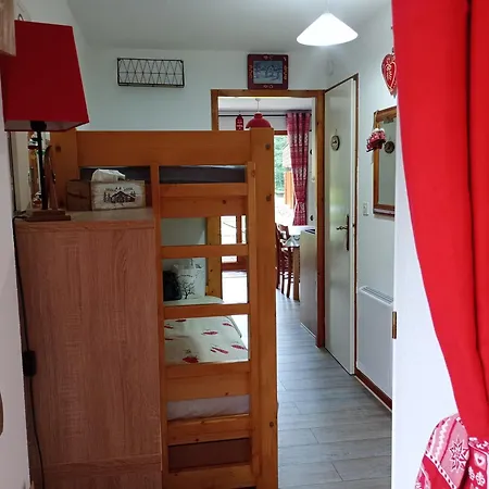 Apartment Cosy Avec Terrasse Pour 4 Personnes Et Parking A Chatel