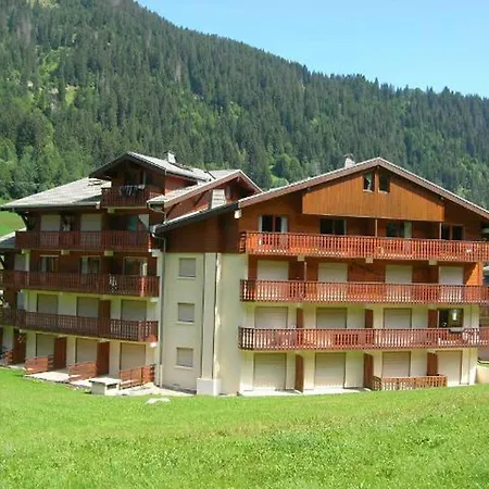 Cosy Avec Terrasse Pour 4 Personnes Et Parking A Apartment *